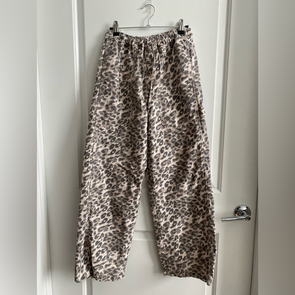 Aerie Gray and Tan Patterned Pants